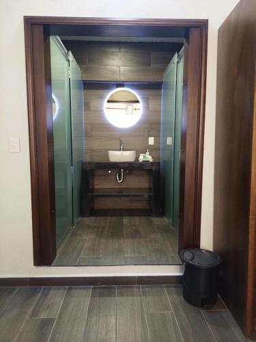 Hotel Cantera Jaguarにあるバスルーム