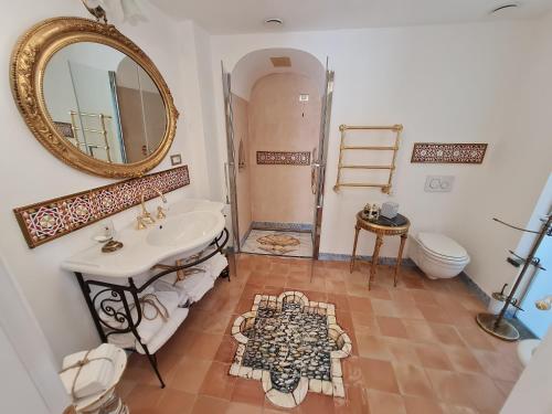 Ένα μπάνιο στο Villa Barluzzi