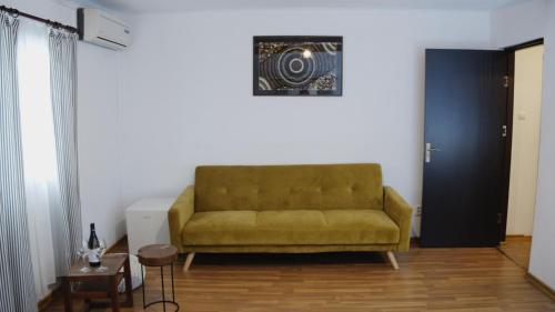 Χώρος καθιστικού στο Casa Colinelor