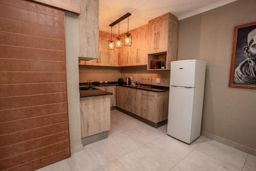 Cucina o angolo cottura di Bushbaby Valley Lodge
