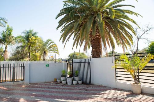 Μπαλκόνι ή βεράντα στο M n M Guesthouse Polokwane Central