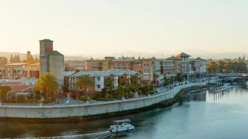 Napa River Inn in Vallejo