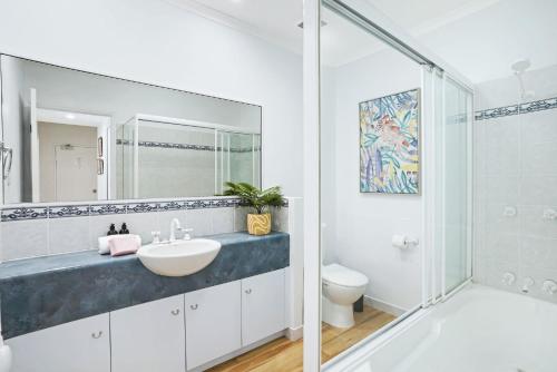 Koupelna v ubytování Trinity Links East