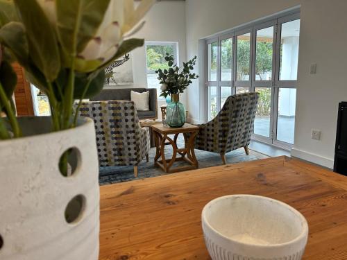 Posezení v ubytování Mirabelle Guesthouse