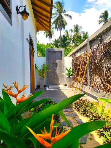 Giardino di Sleeping Elephant Beach Resort