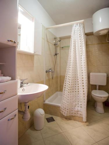 Apartments Fiona - away from city crowds