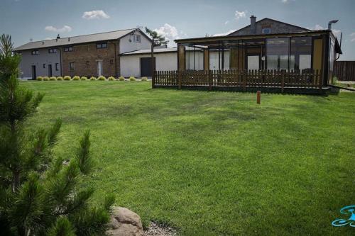 Κήπος έξω από το Cosy house with a big garden in the countryside
