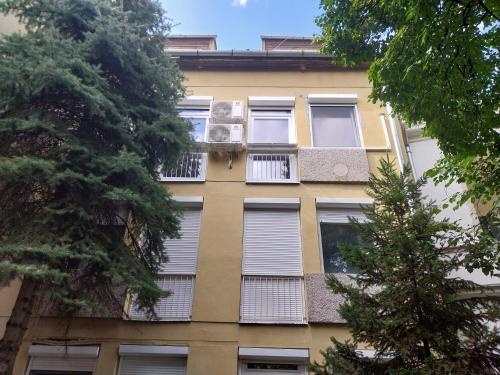Unique 3300 Eger, 12 Érsek utca 2 kép - 3