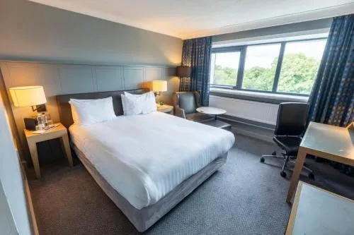 Holiday Inn Cardiff City Centre by IHG photo 19