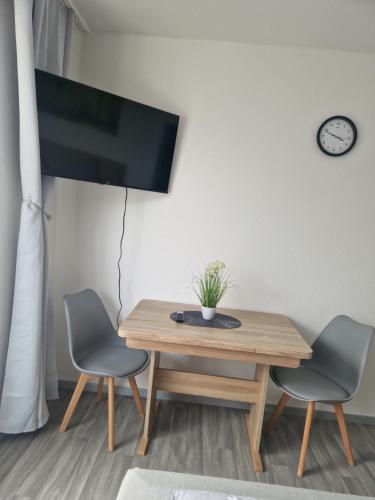 Televisyen dan/atau pusat hiburan di M&BLuxux Apartments