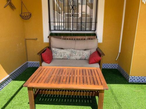 Area tempat duduk di Apartamento Terraza Arenales del Sol