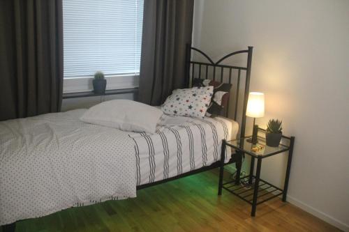 Postel nebo postele na pokoji v ubytování Fully furnished room for rent in Märsta