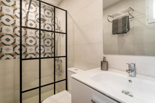 Koupelna v ubytování Bel appartement rustique au cœur d'Alicante