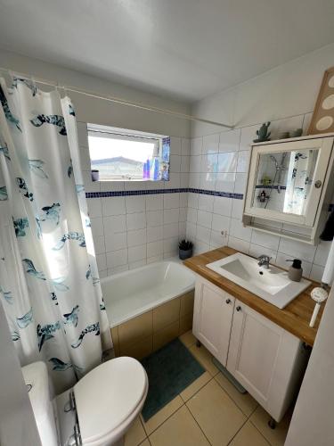 Koupelna v ubytování Penthouse Views in Mid-Reykjavík