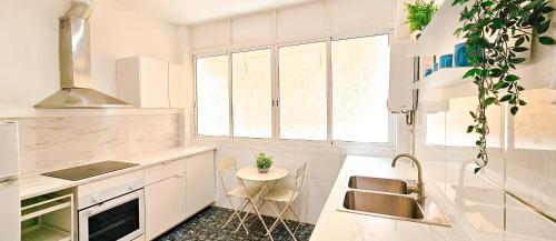 Cosy apartment with balcony between beach & center 6p