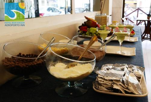 Makanan di atau berdekatan hotel