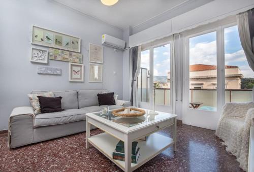 Cosy Apartment With Acropolis View