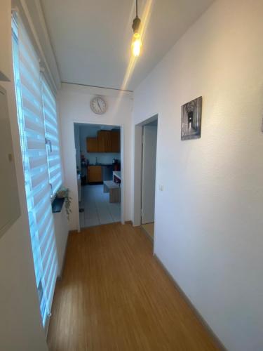 Katil atau katil-katil dalam bilik di Chic & Trendy Mainz Apartment near cetral station
