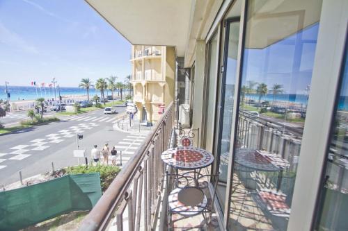 Sea Front Palace Promenade