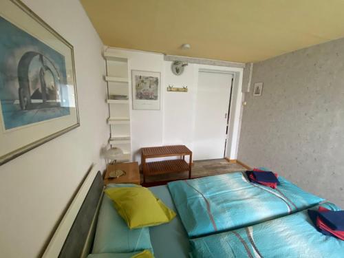 Ένα ή περισσότερα κρεβάτια σε δωμάτιο στο small accomondation with possibility for wellness