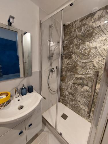 GL Golden City Apartments photo 52