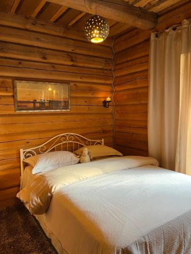 Легло или легла в стая в Oanduaia saunamaja