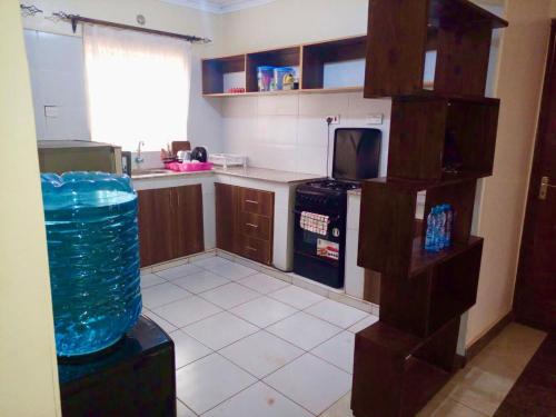 Kjøkken eller kjøkkenkrok på Serene Modern 3 bedroom house near Mombasa Road
