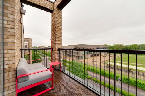 Foto Pass the Keys Stunning and Spacious Modern Flat - Own Car Park 6