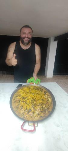 Makanan di atau berdekatan rumah percutian