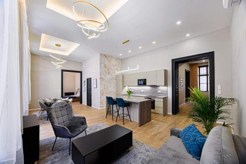 Luxurious & Spacious Central Apartment in the Kertesz Street 1073 Budapest, 22 Kertész utca kép - 3