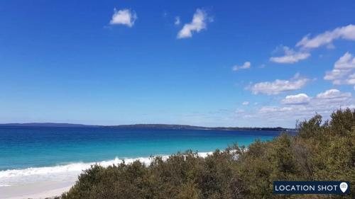 Un paisaje natural cerca de la casa vacacional