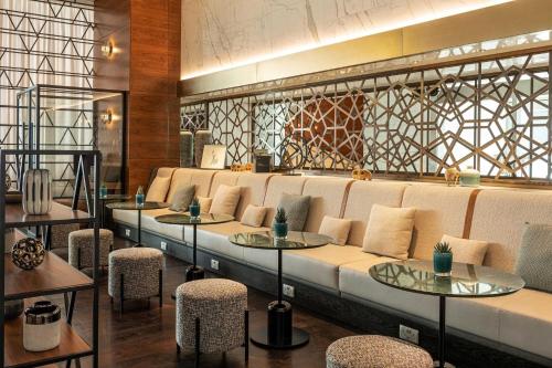 Sheraton Grand Hotel, Dubai Image