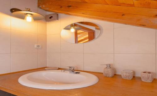 A bathroom at Holiday Home Rudina