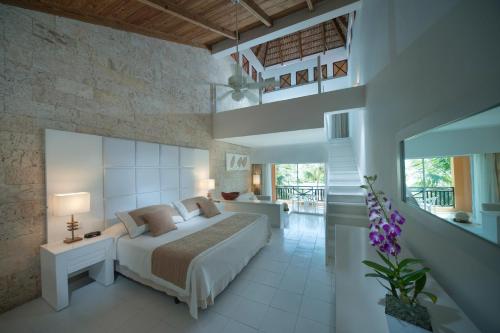 Postel nebo postele na pokoji v ubytování Punta Cana Princess Adults Only - All Inclusive