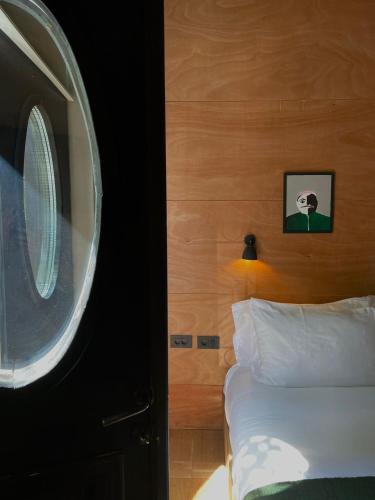 IN Gallery Hotel & Spaにあるベッド
