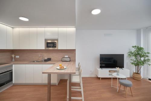 Mary Sánchez Beach Apartments