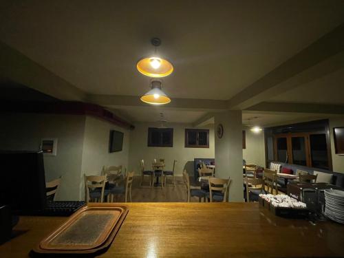 Restorāns vai citas vietas, kur ieturēt maltīti, naktsmītnē Hotel Kocollari