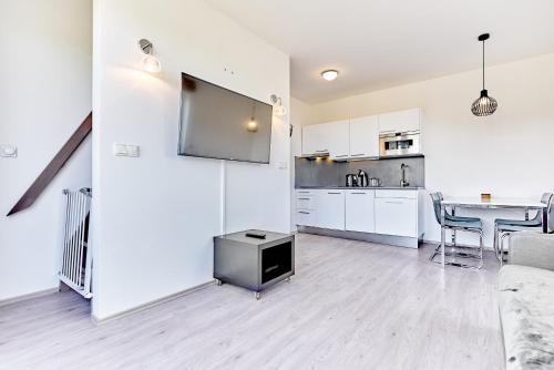 SlopeSide apartment