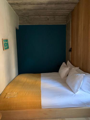 IN Gallery Hotel & Spaにあるベッド