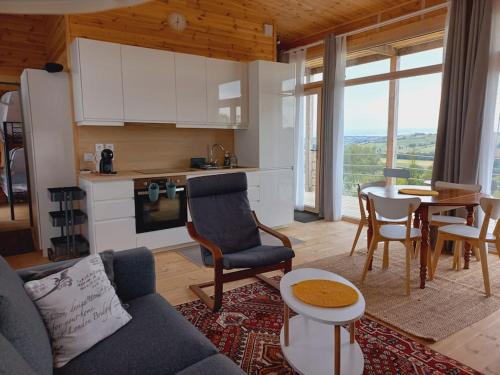 Kuchyň nebo kuchyňský kout v ubytování Vue exceptionnelle et sauna à 1h de Toulouse.