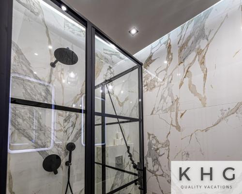 Ένα μπάνιο στο Designer's Penthouse, Top View! + car offer