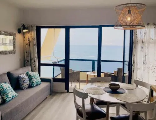 Precioso apartamento en primera línea de playa photo 1