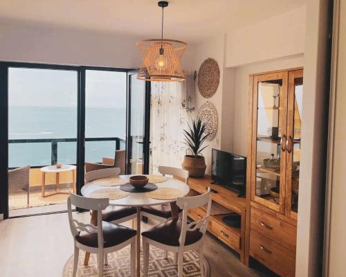 Precioso apartamento en primera línea de playa photo 6