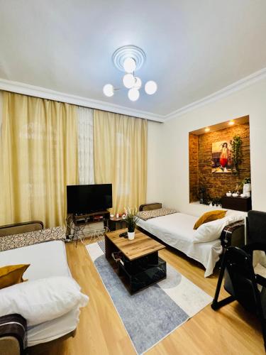 Galata/Taksim Square/2BR apartment