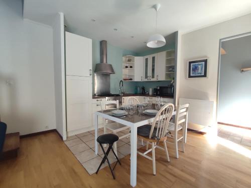 Photo de la galerie de l'établissement La Maison Combanaire, à Châteauroux