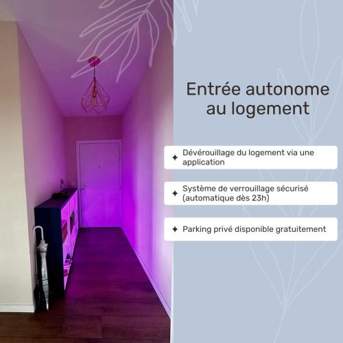 a room with a purple room with a pink door at CHIC & CHILL Apartment near Disneyland and Paris in Noisy-le-Grand