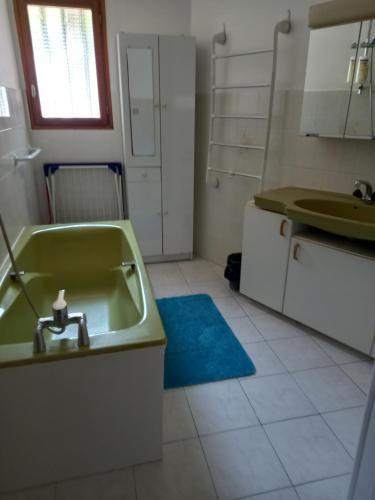 Kúpeľňa v ubytovaní Villa à Marseille dans un cadre bucolique