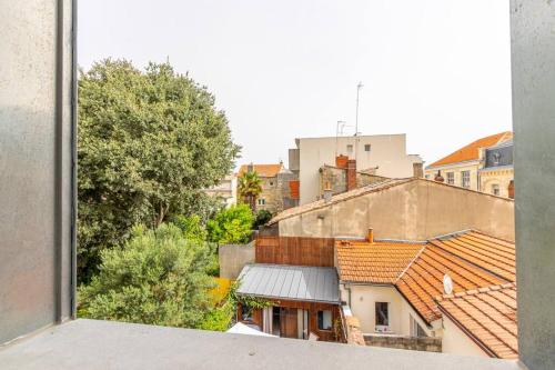 Bordeaux Jardin Public : T3 Rénové Immeuble Pierre