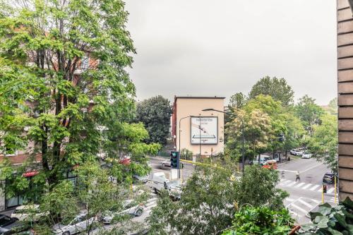 [Eden House SanSiro-Duomo] Netflix & Design