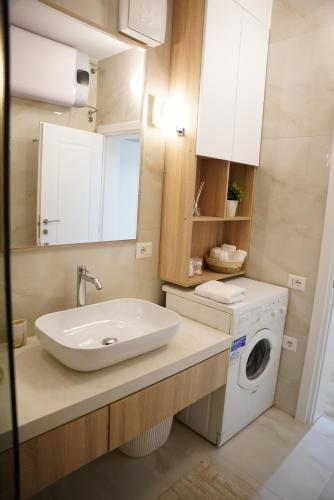 Ένα μπάνιο στο Feel Home Apartment